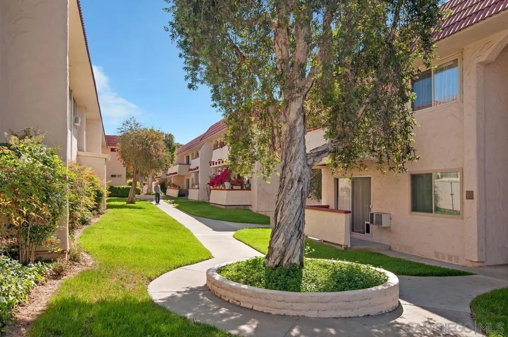 8625 Lake Murray Blvd #5 San Diego, CA 92119