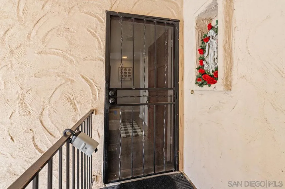 8625 Lake Murray Blvd #5 San Diego, CA 92119