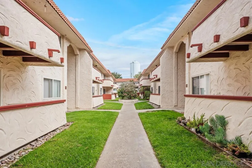8625 Lake Murray Blvd #5 San Diego, CA 92119
