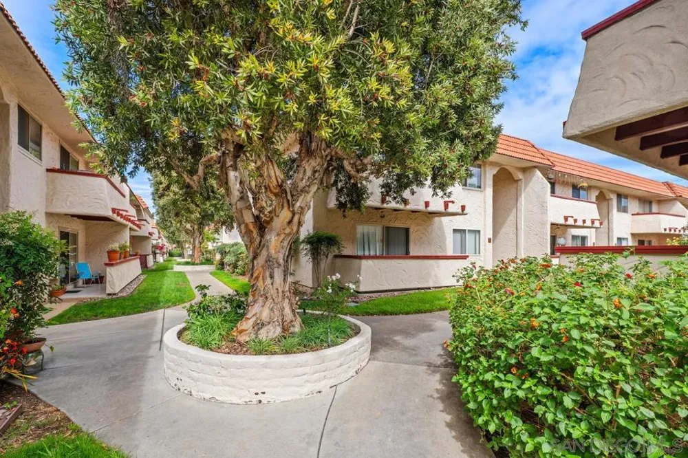 8625 Lake Murray Blvd #5 San Diego, CA 92119