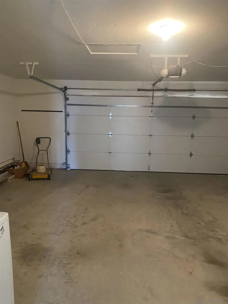 10754 Glendover Ln San Diego, CA 92126
