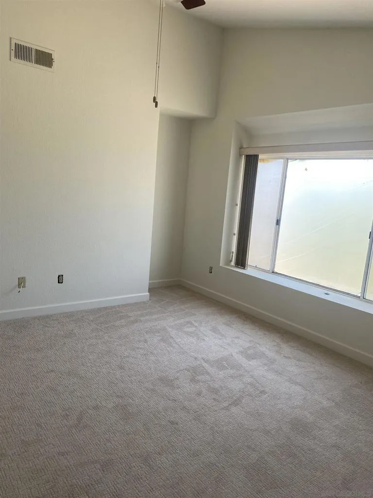 10754 Glendover Ln San Diego, CA 92126