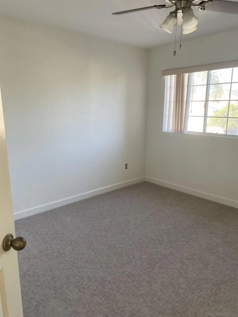10754 Glendover Ln San Diego, CA 92126