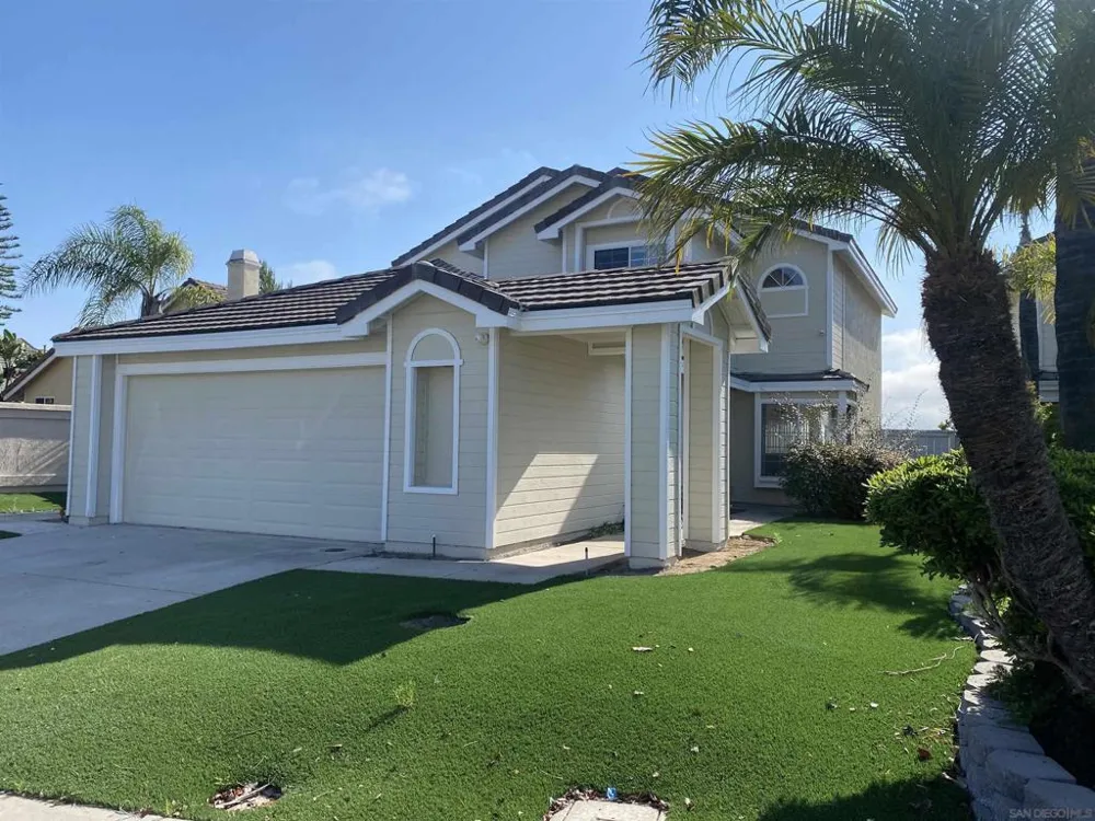 10754 Glendover Ln San Diego, CA 92126
