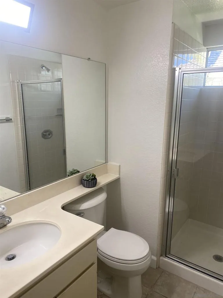 10754 Glendover Ln San Diego, CA 92126
