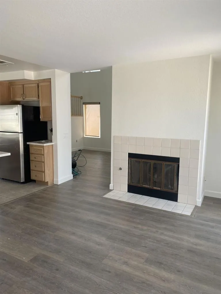 10754 Glendover Ln San Diego, CA 92126