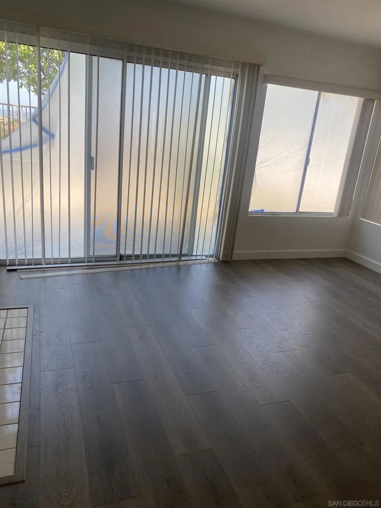 10754 Glendover Ln San Diego, CA 92126