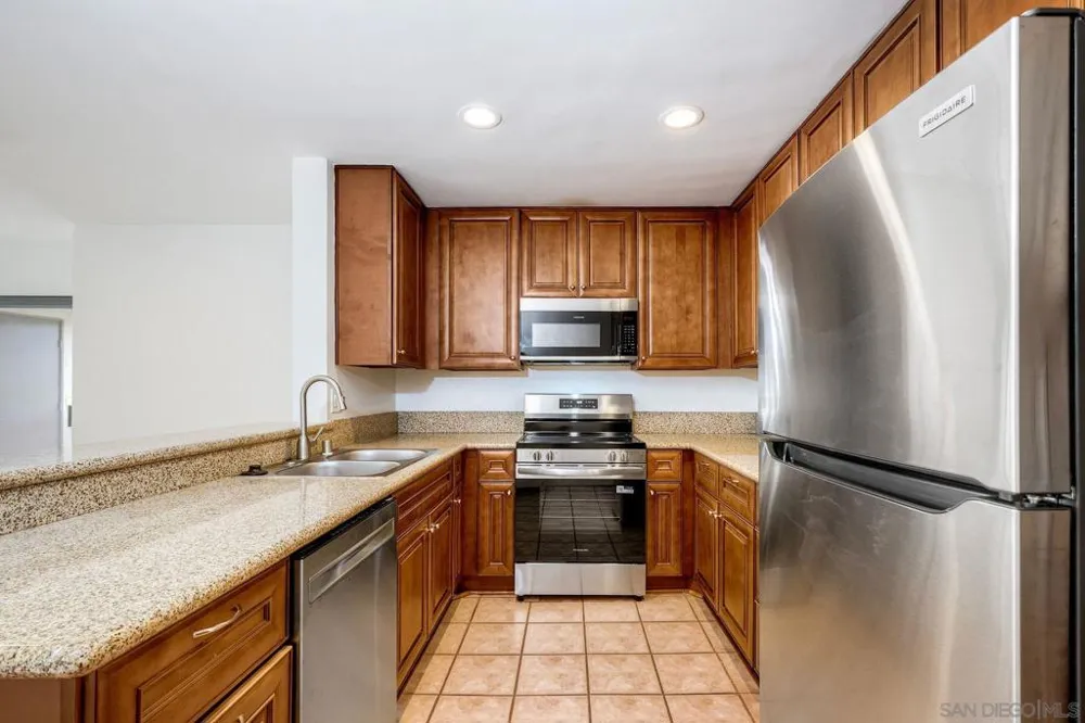 6747 Friars #127 San Diego, CA 92108