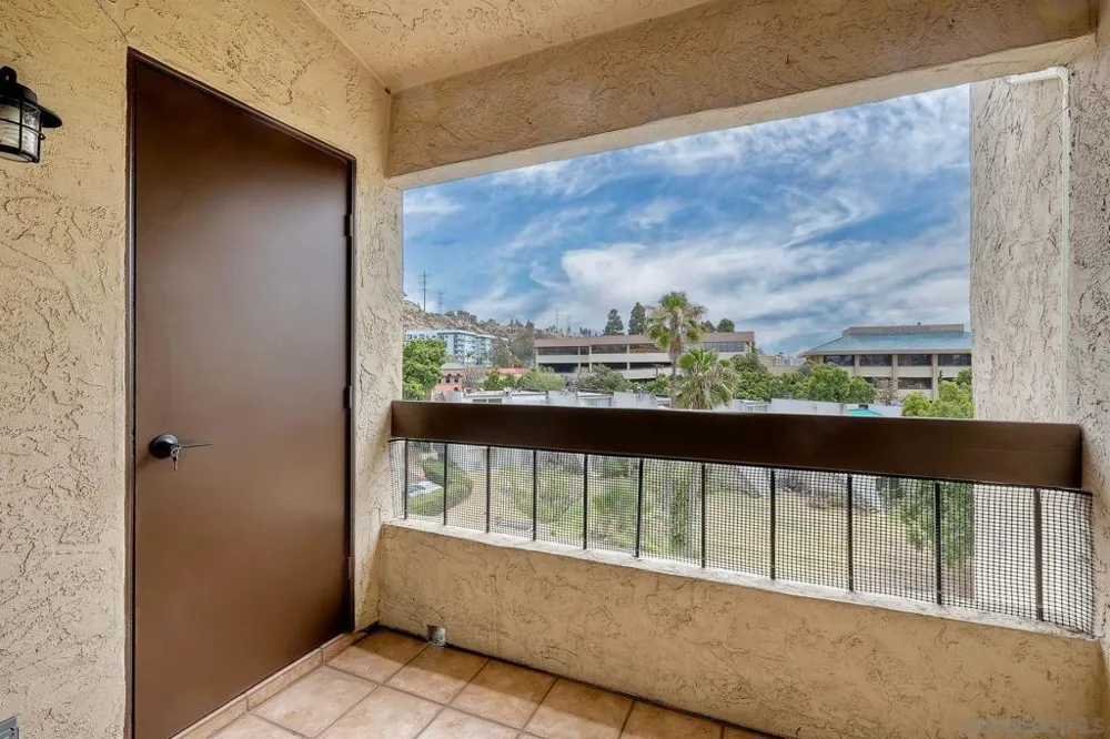 6747 Friars #127 San Diego, CA 92108