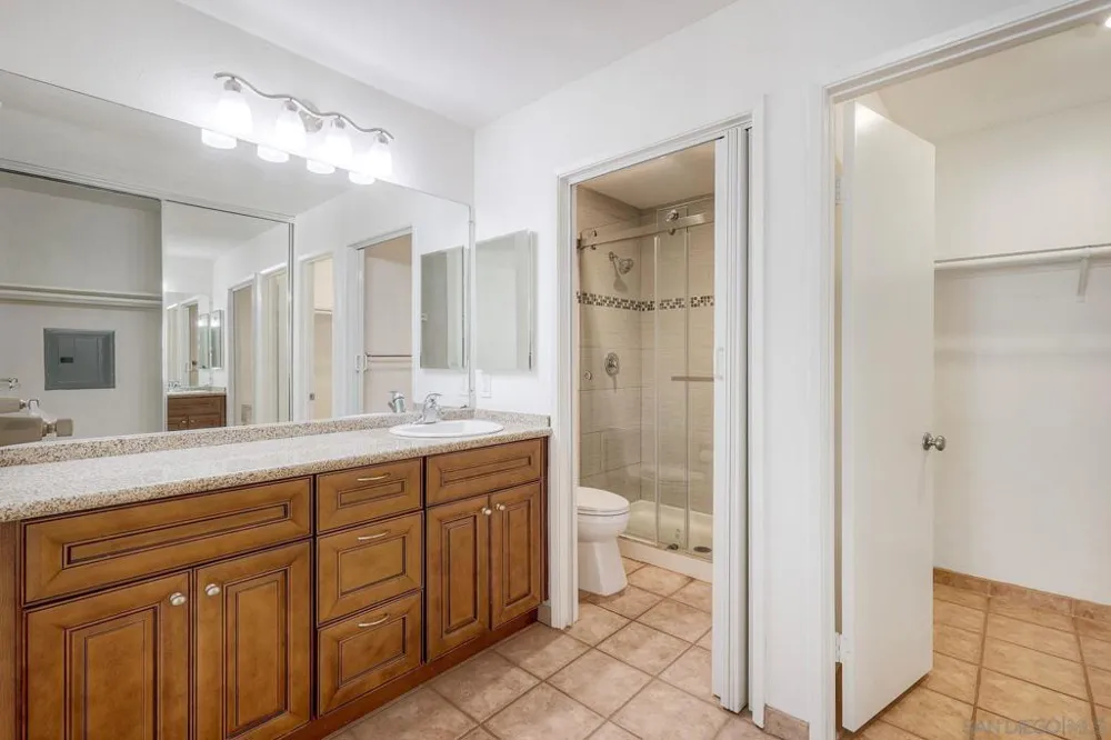 6747 Friars #127 San Diego, CA 92108