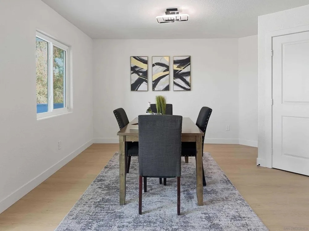 311 Rosebud Lane San Diego, CA 92114