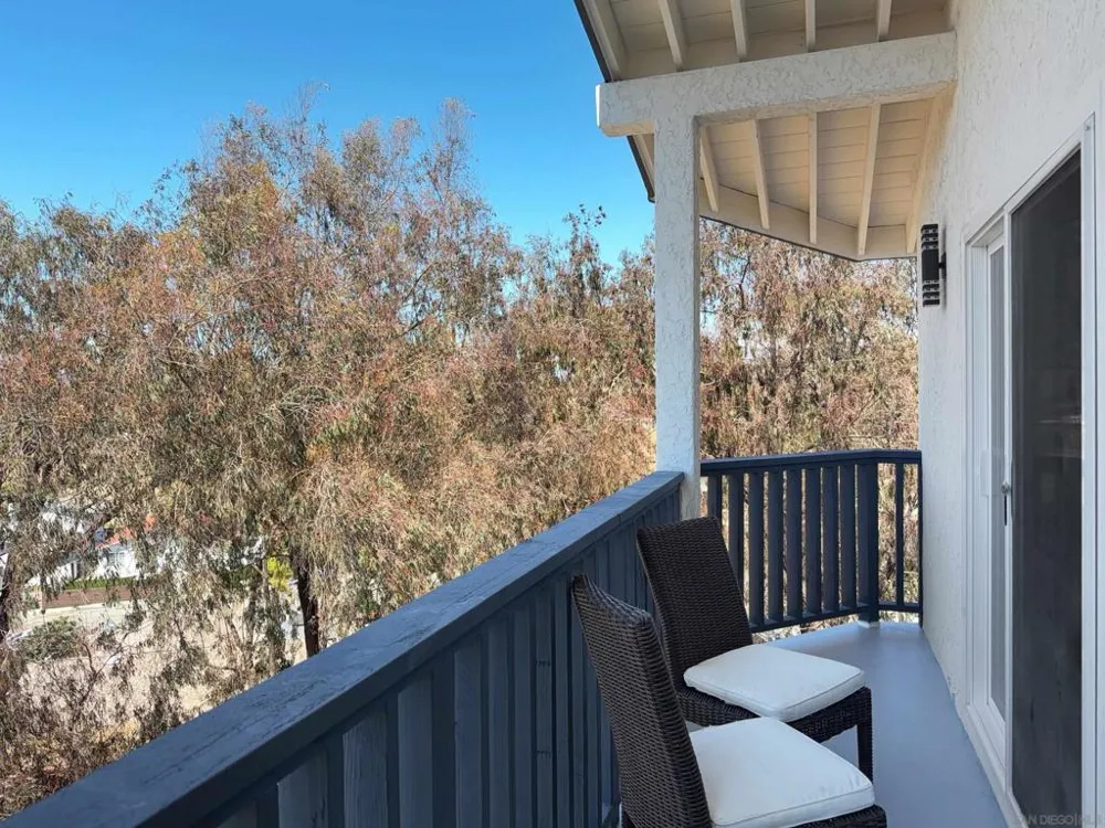 311 Rosebud Lane San Diego, CA 92114