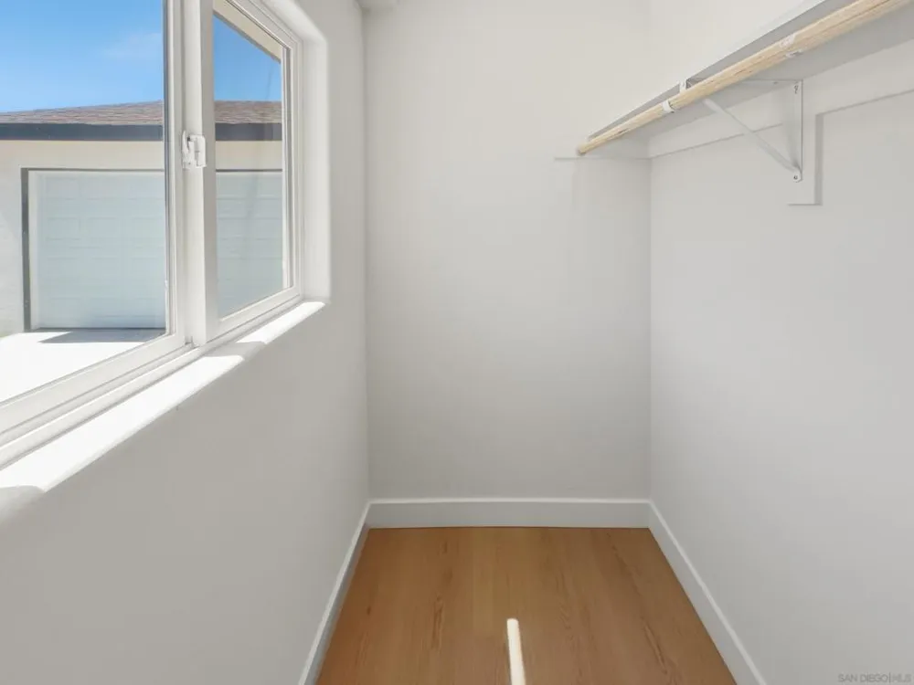 311 Rosebud Lane San Diego, CA 92114