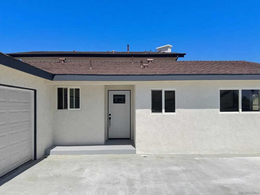 311 Rosebud Lane San Diego, CA 92114
