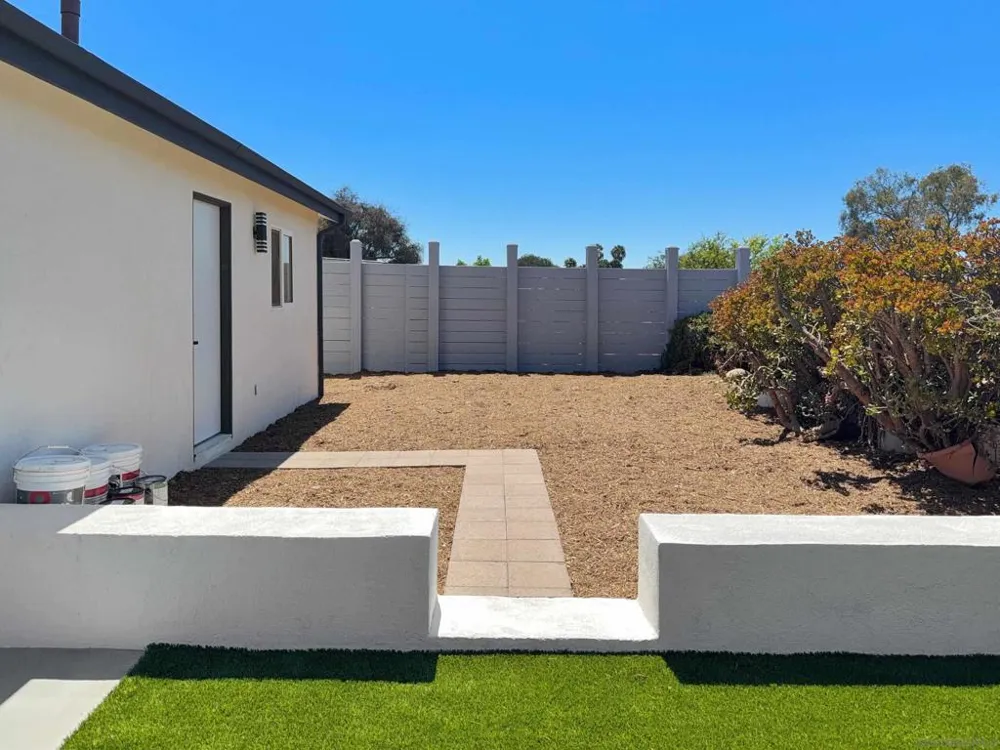 311 Rosebud Lane San Diego, CA 92114