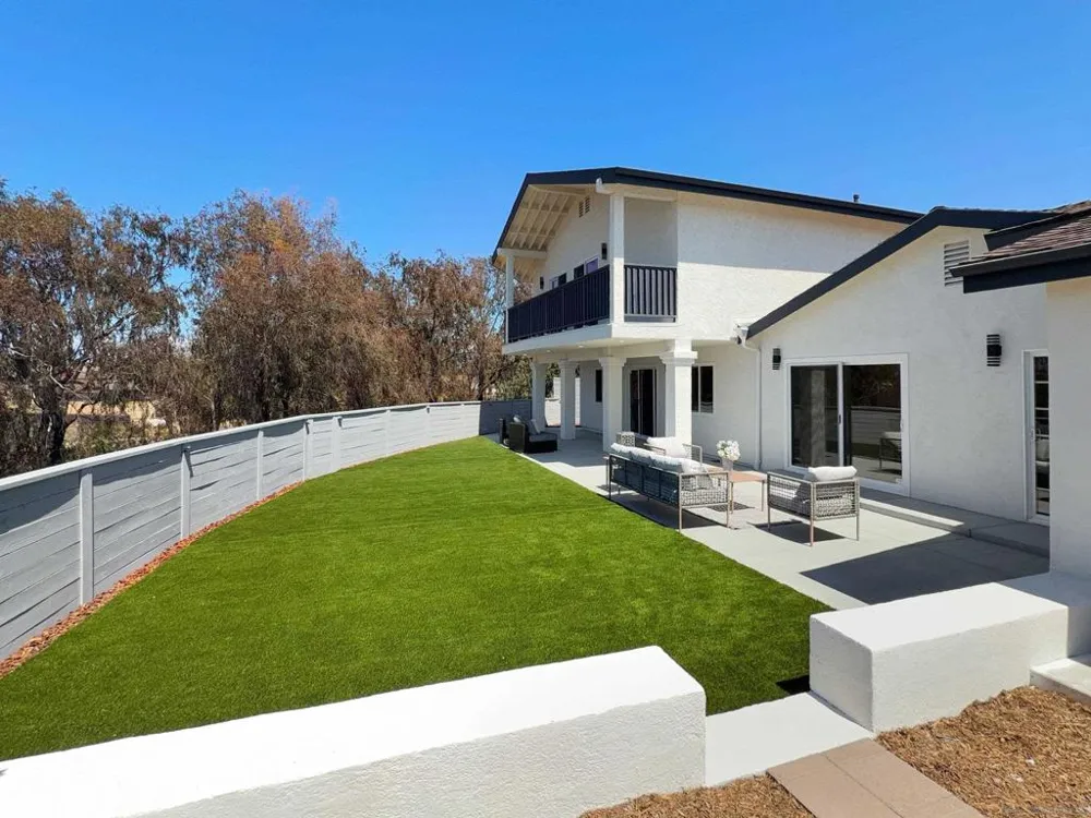 311 Rosebud Lane San Diego, CA 92114
