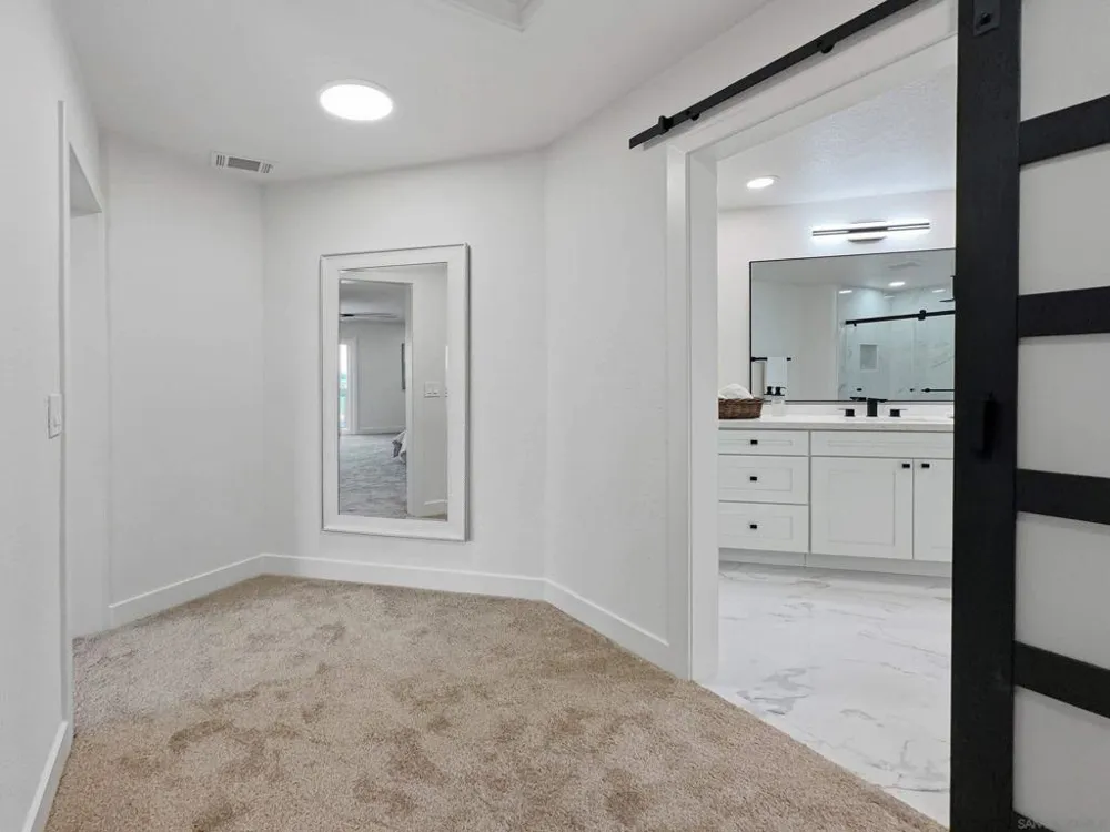 311 Rosebud Lane San Diego, CA 92114