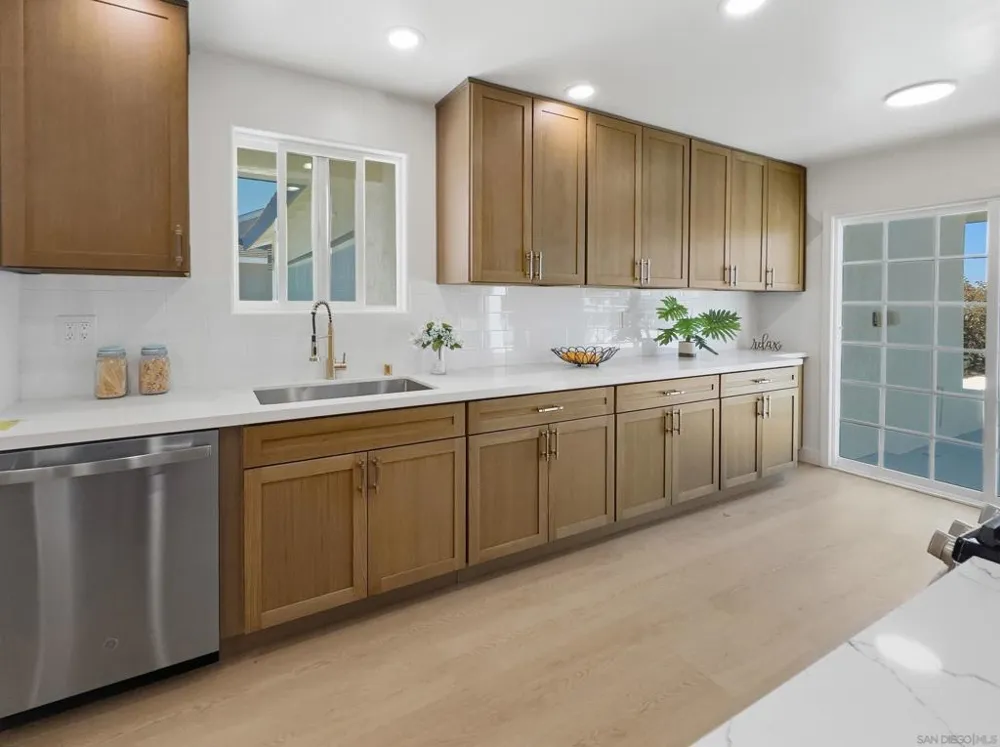311 Rosebud Lane San Diego, CA 92114