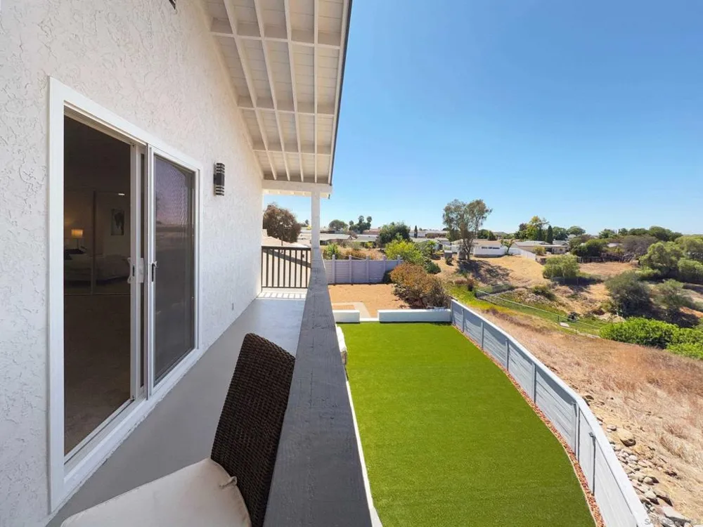 311 Rosebud Lane San Diego, CA 92114