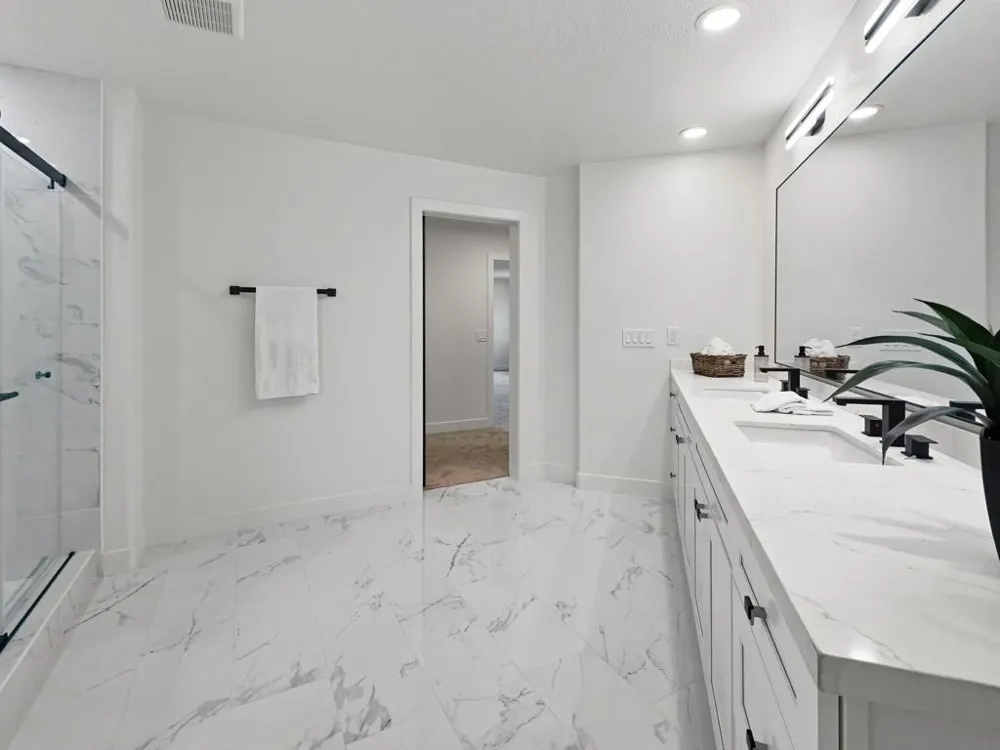 311 Rosebud Lane San Diego, CA 92114