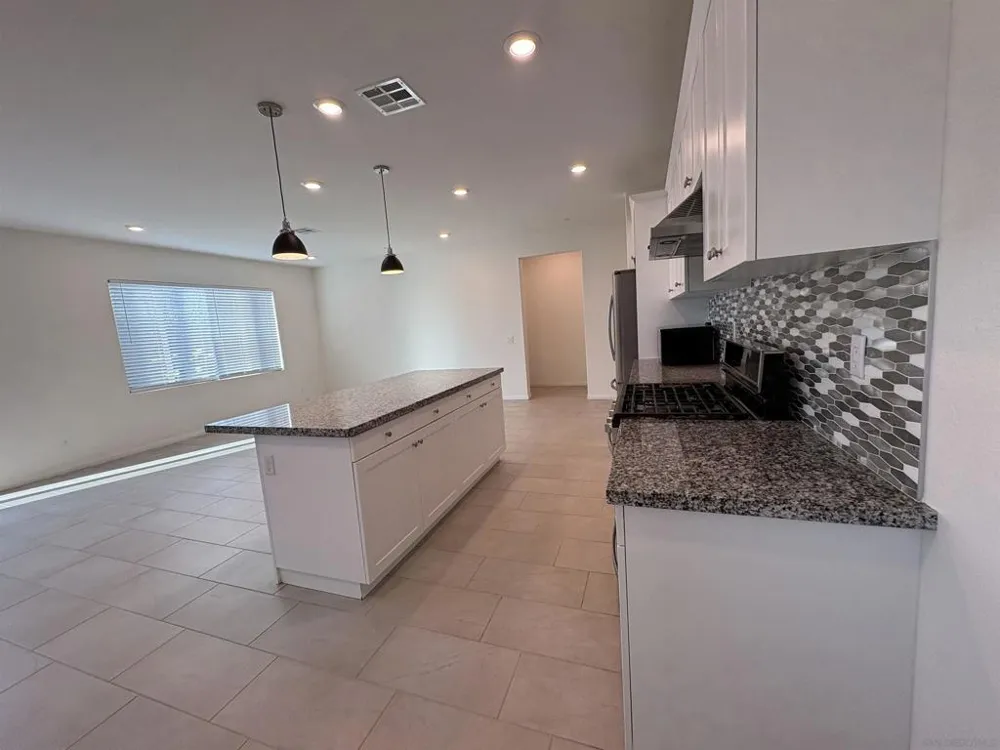 420 Appleton Perris, CA 92570