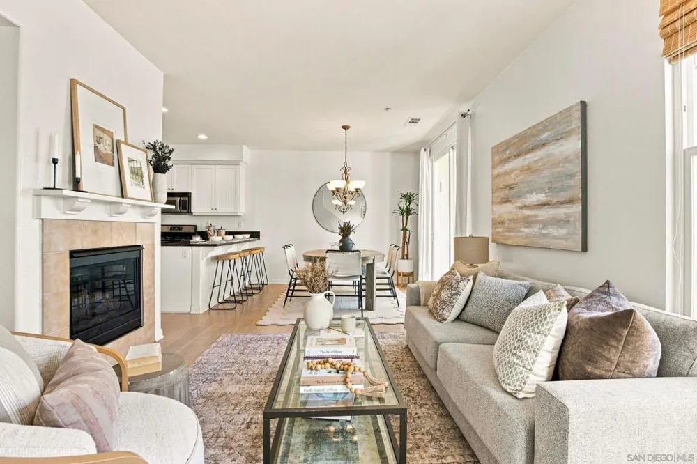 845 Harbor Cliff Way #305 Oceanside, CA 92054