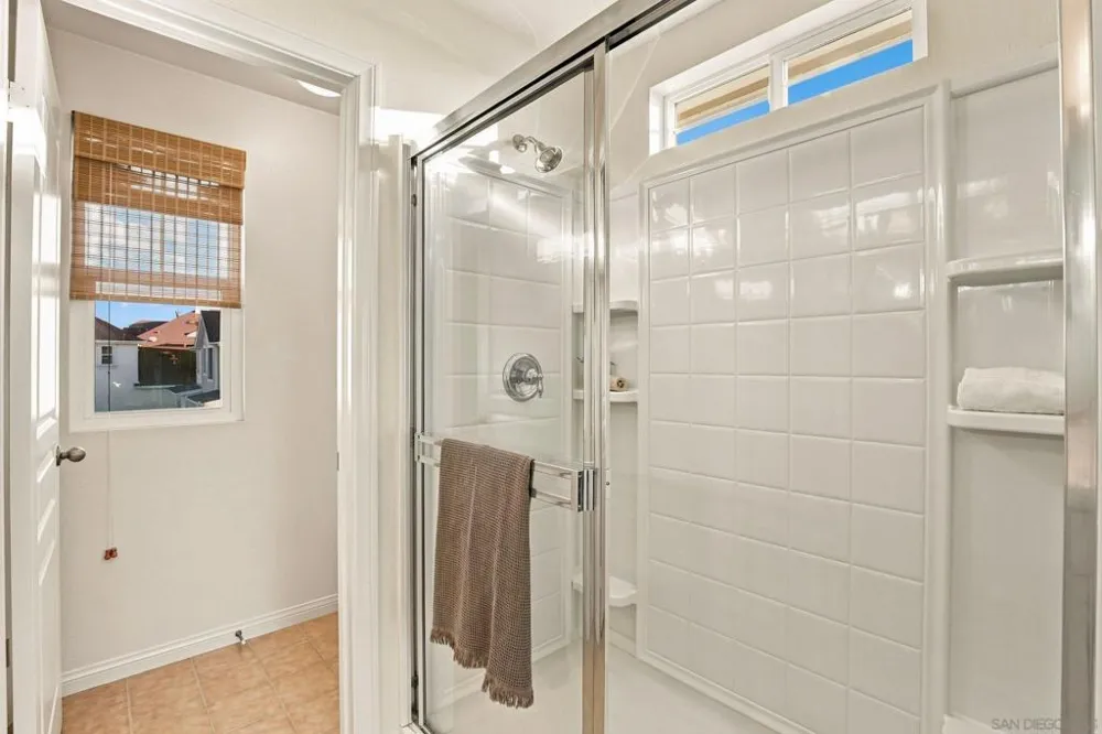 845 Harbor Cliff Way #305 Oceanside, CA 92054