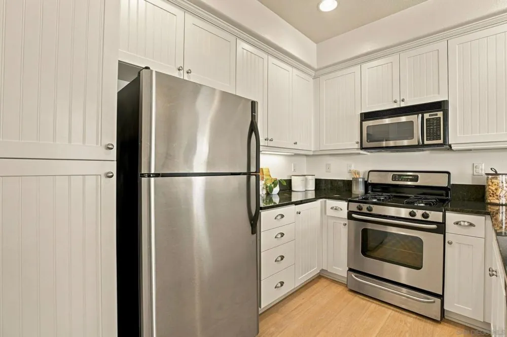 845 Harbor Cliff Way #305 Oceanside, CA 92054