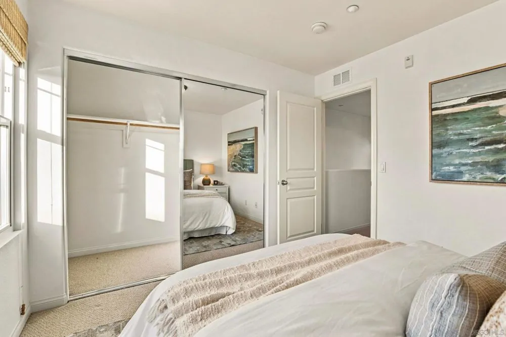 845 Harbor Cliff Way #305 Oceanside, CA 92054