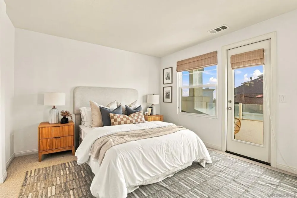 845 Harbor Cliff Way #305 Oceanside, CA 92054