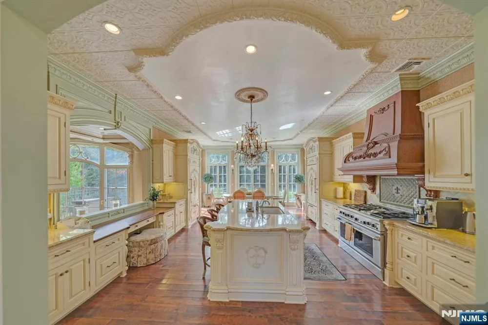 501 Timberline Drive Franklin Lakes, NJ 07417