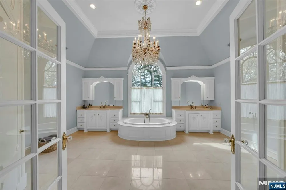 501 Timberline Drive Franklin Lakes, NJ 07417