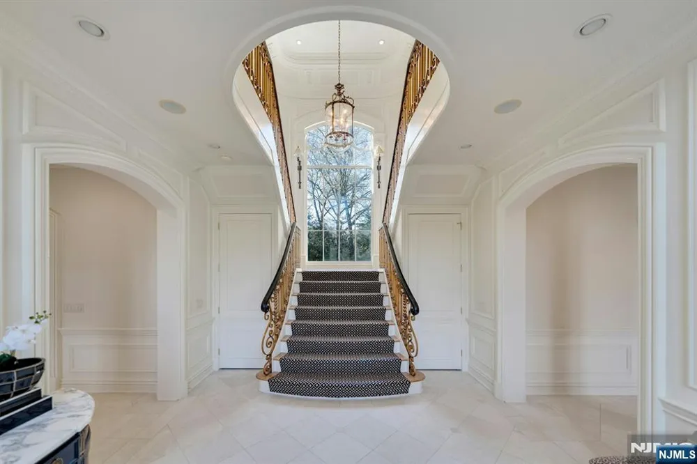 501 Timberline Drive Franklin Lakes, NJ 07417