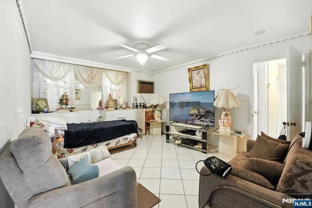 34 Pennington Avenue Passaic, NJ 07055