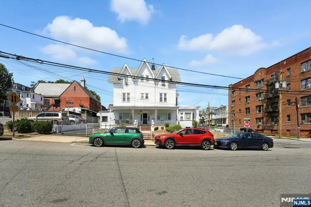 34 Pennington Avenue Passaic, NJ 07055