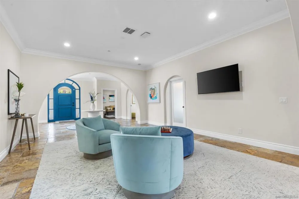1280 Santa Fe Dr Encinitas, CA 92024