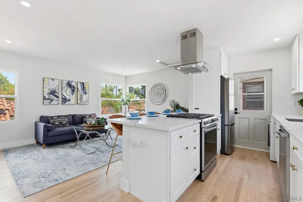 614 4th Street Coronado, CA 92118