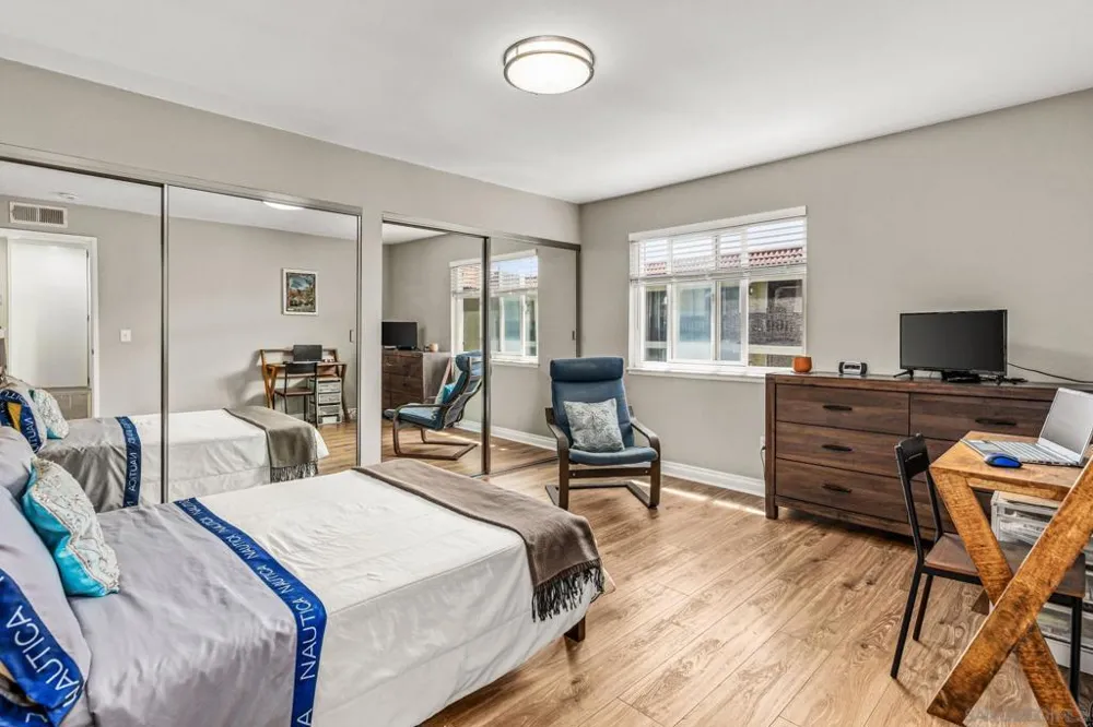 1756 Essex St. #311 San Diego, CA 92103