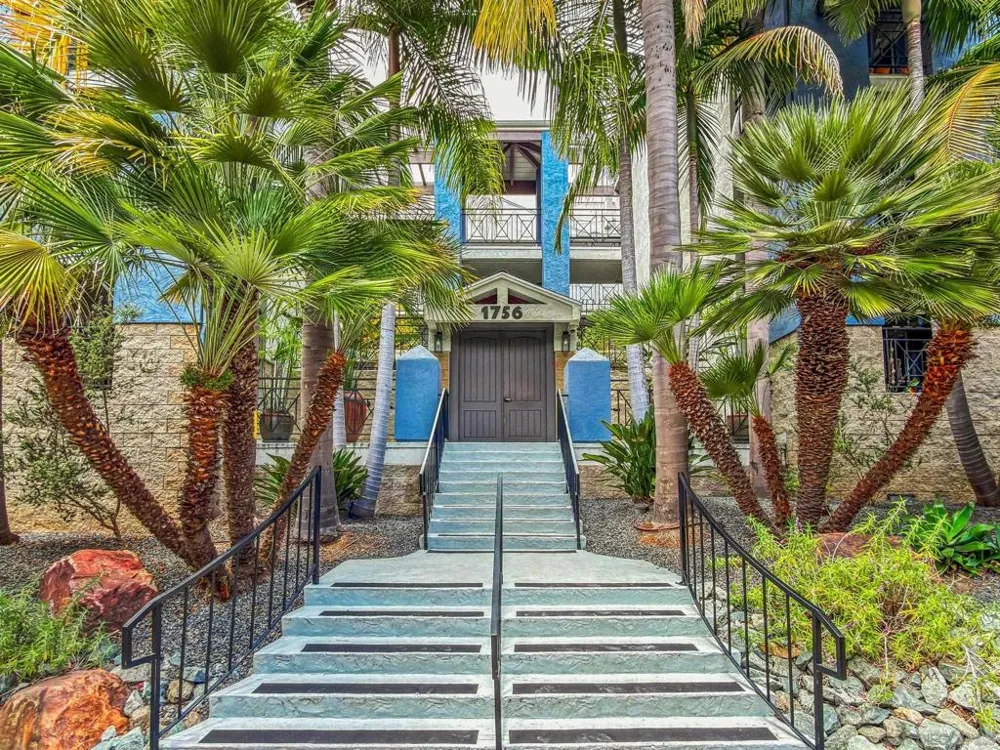 1756 Essex St. #311 San Diego, CA 92103