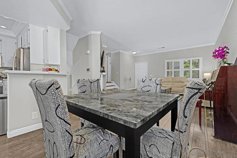 10010 Scripps Vista #72 San Diego, CA 92131
