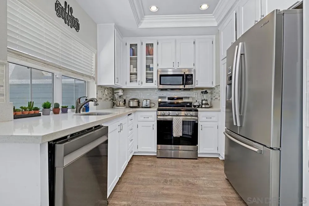 10010 Scripps Vista #72 San Diego, CA 92131