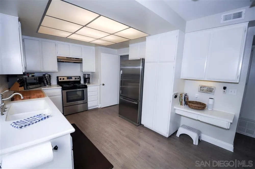 13 Port of Spain Coronado, CA 92118