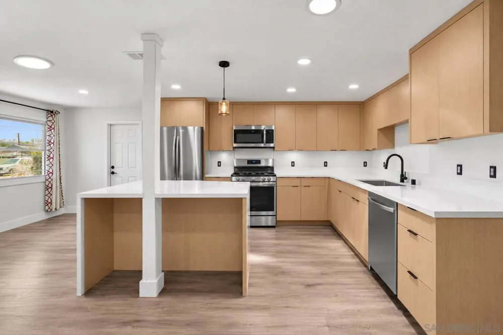 801 Broadview St Spring Valley, CA 91977