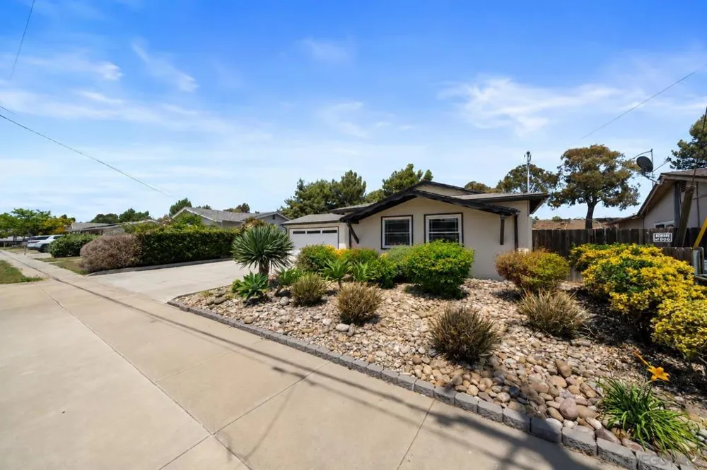 801 Broadview St Spring Valley, CA 91977