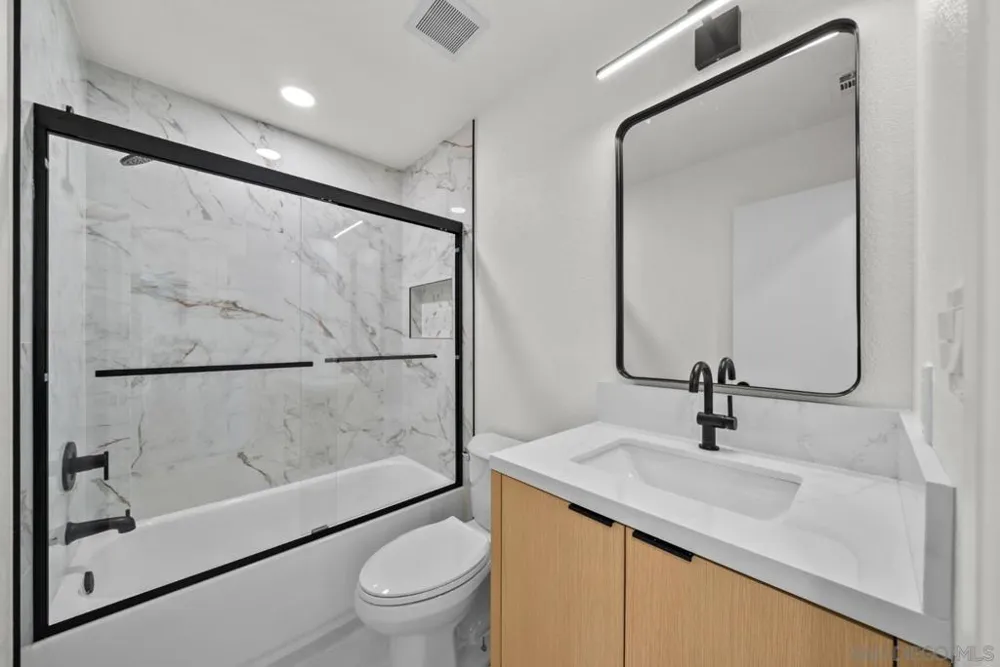 801 Broadview St Spring Valley, CA 91977