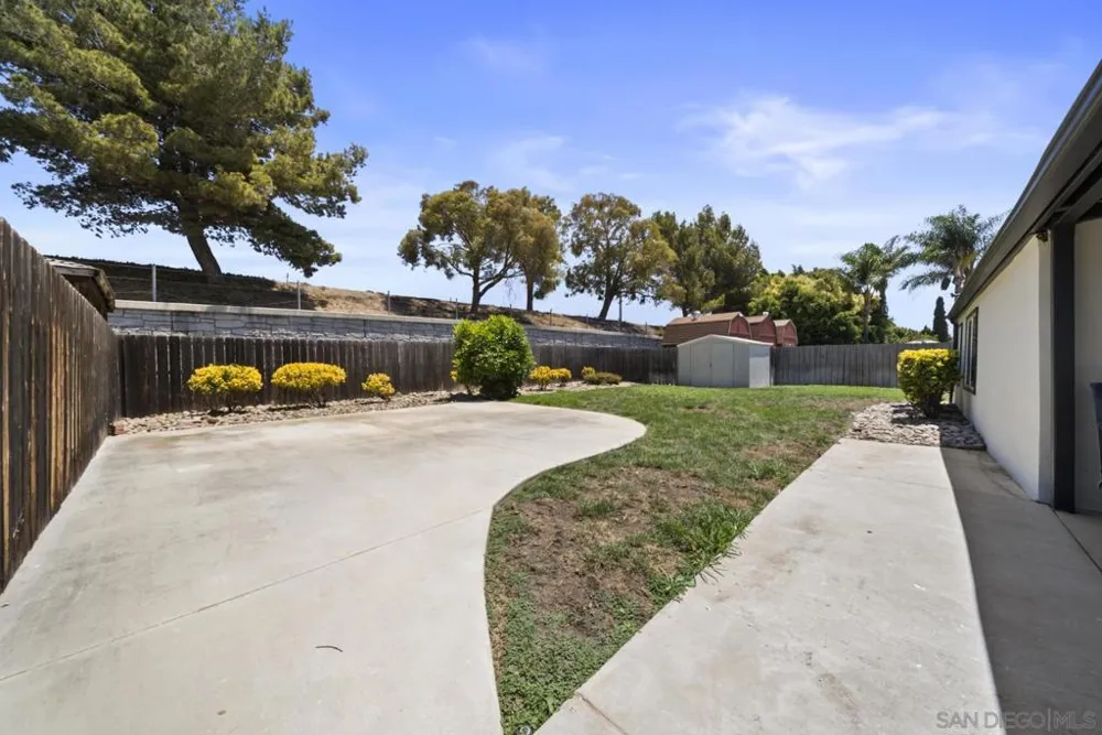 801 Broadview St Spring Valley, CA 91977