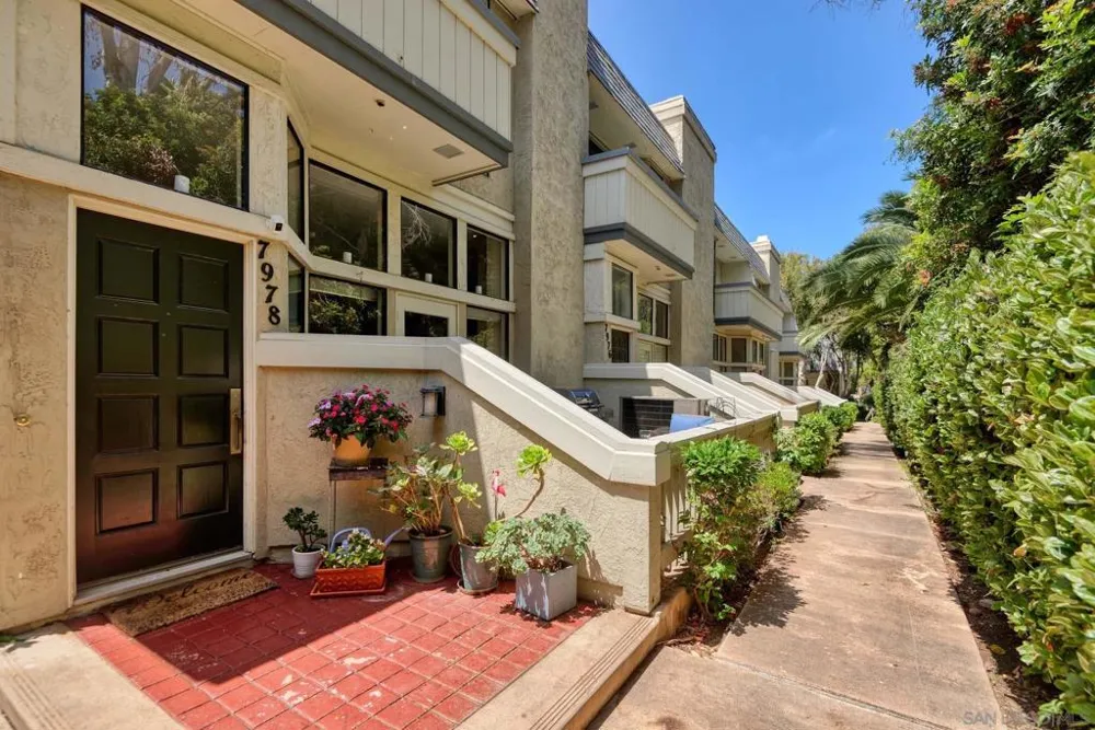 7978 Caminito Del Cid La Jolla, CA 92037
