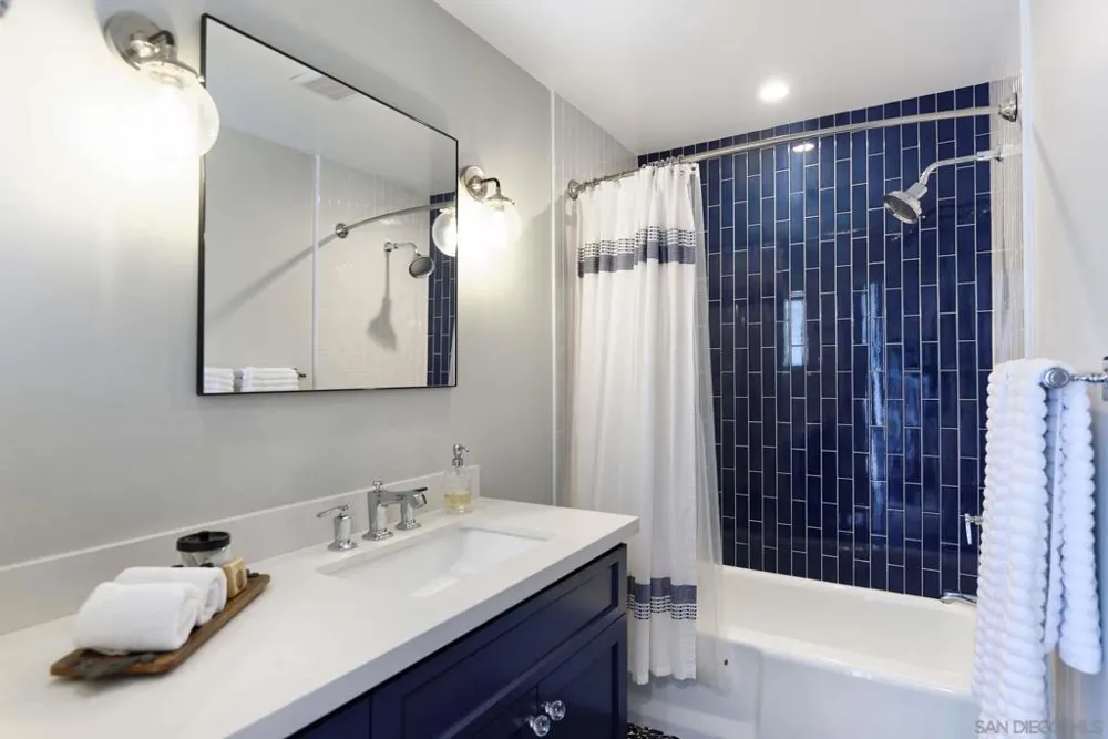 7978 Caminito Del Cid La Jolla, CA 92037