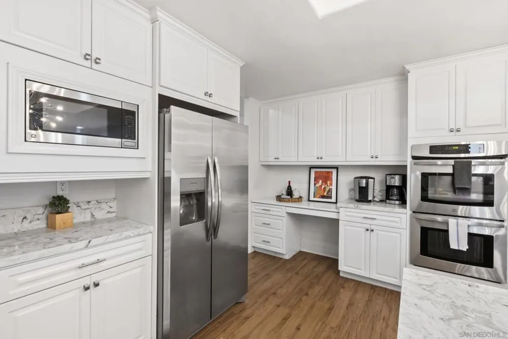 1696 Gil Way Vista, CA 92084