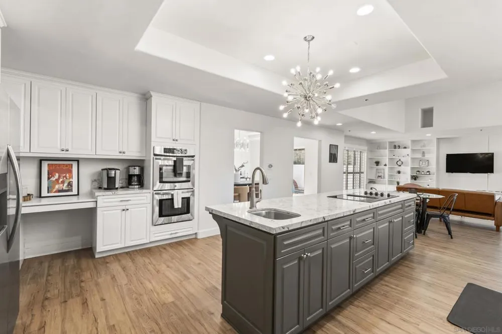 1696 Gil Way Vista, CA 92084